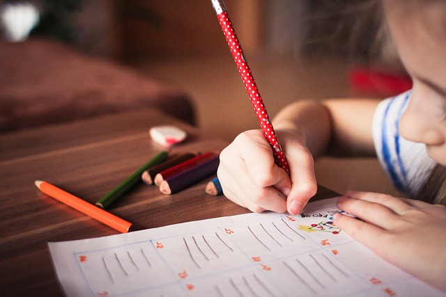 小学一年级看图列式计算，小学一年级尺子数学题
